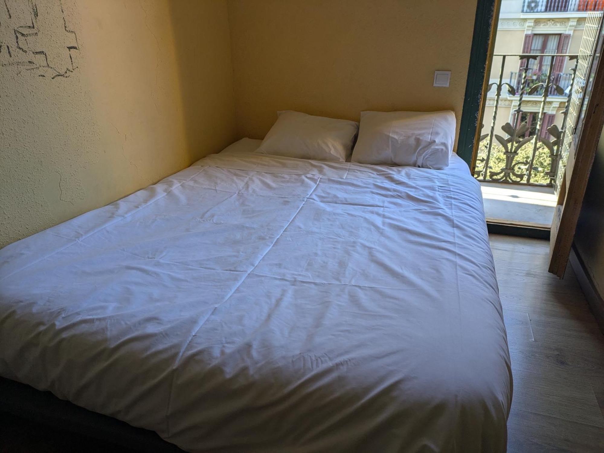 Pension Casa De Barca Барселона Екстериор снимка
