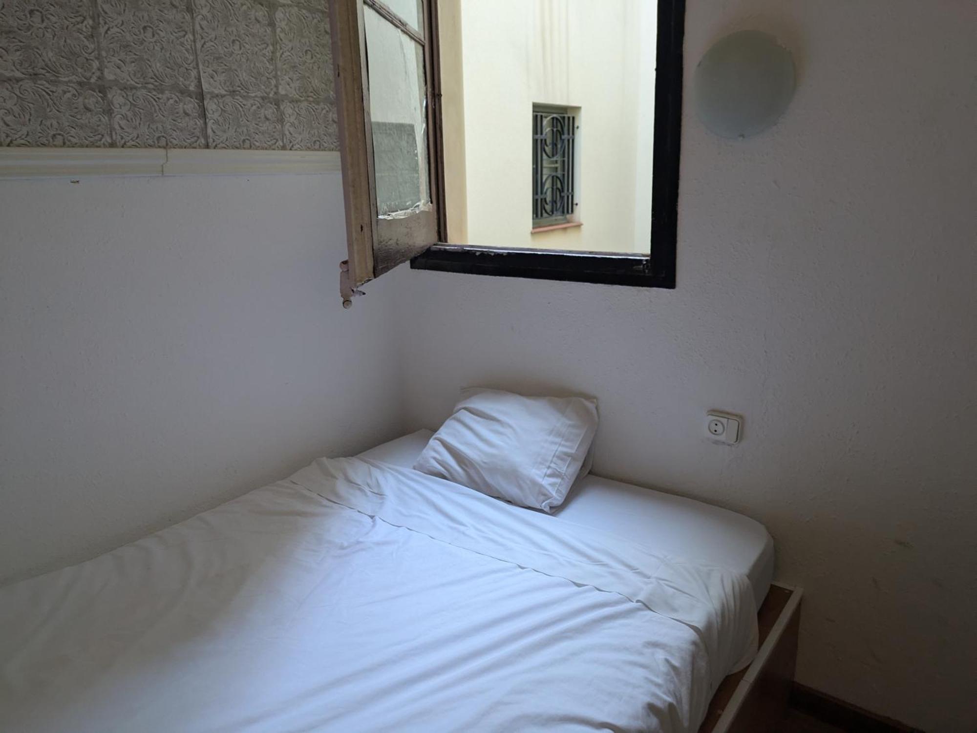 Pension Casa De Barca Барселона Екстериор снимка