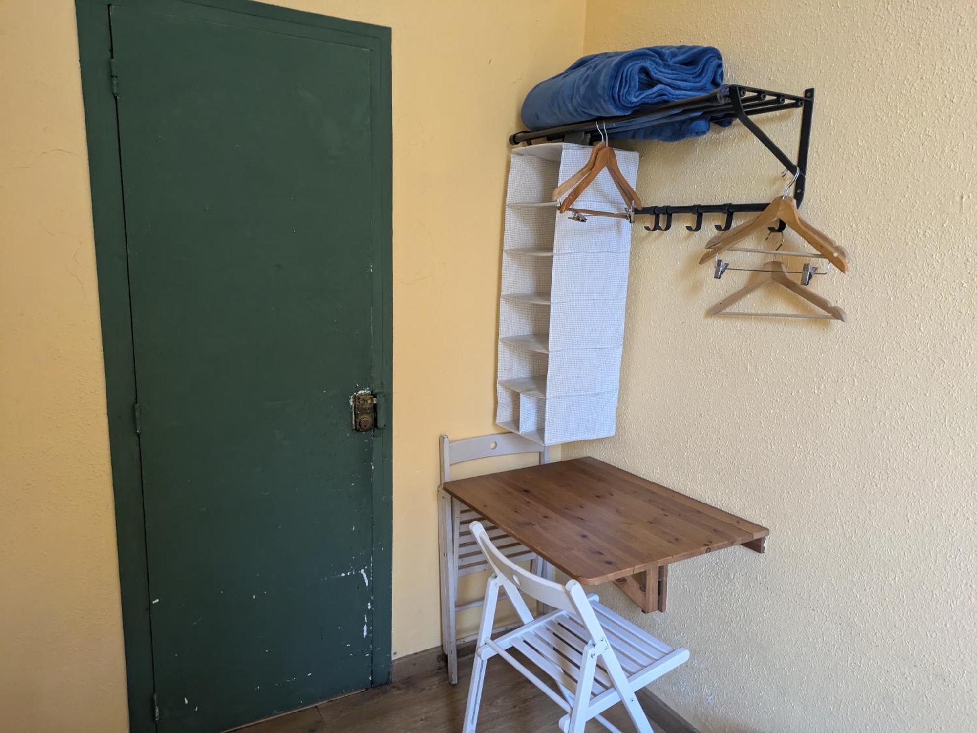 Pension Casa De Barca Барселона Екстериор снимка