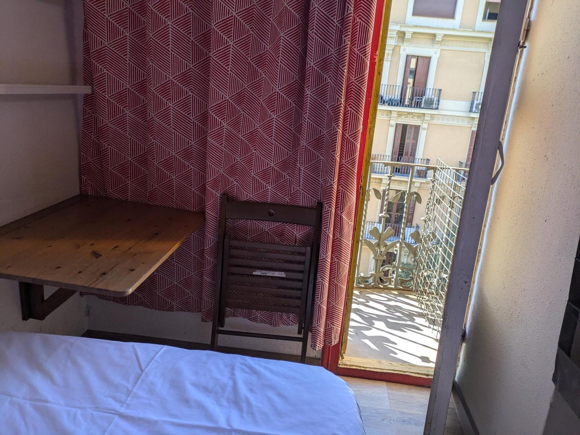 Pension Casa De Barca Барселона Екстериор снимка