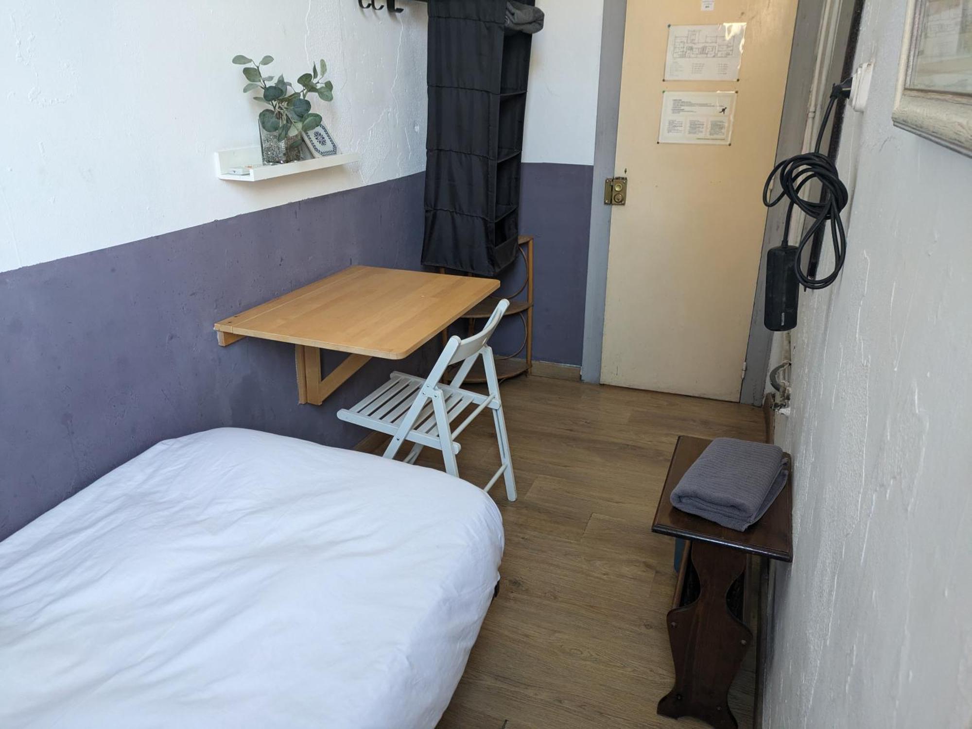 Pension Casa De Barca Барселона Екстериор снимка