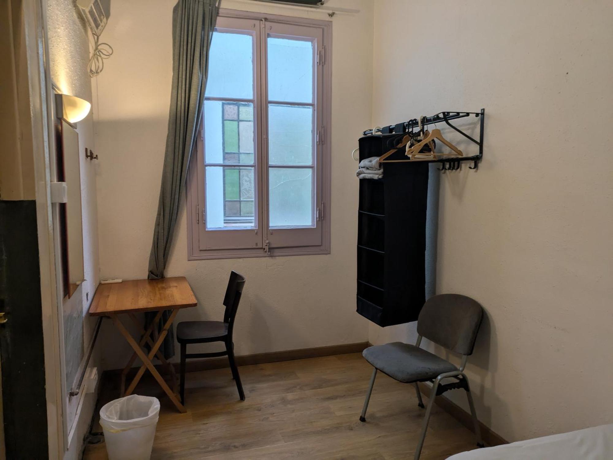 Pension Casa De Barca Барселона Екстериор снимка